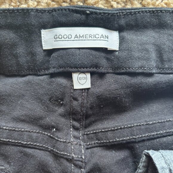 Good American Distressed High Waist Black Denim Shorts size 12/31 - Picture 4 of 7